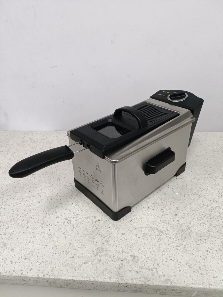 ZOYA DEEP FRYER 3LTR 1500 WATT